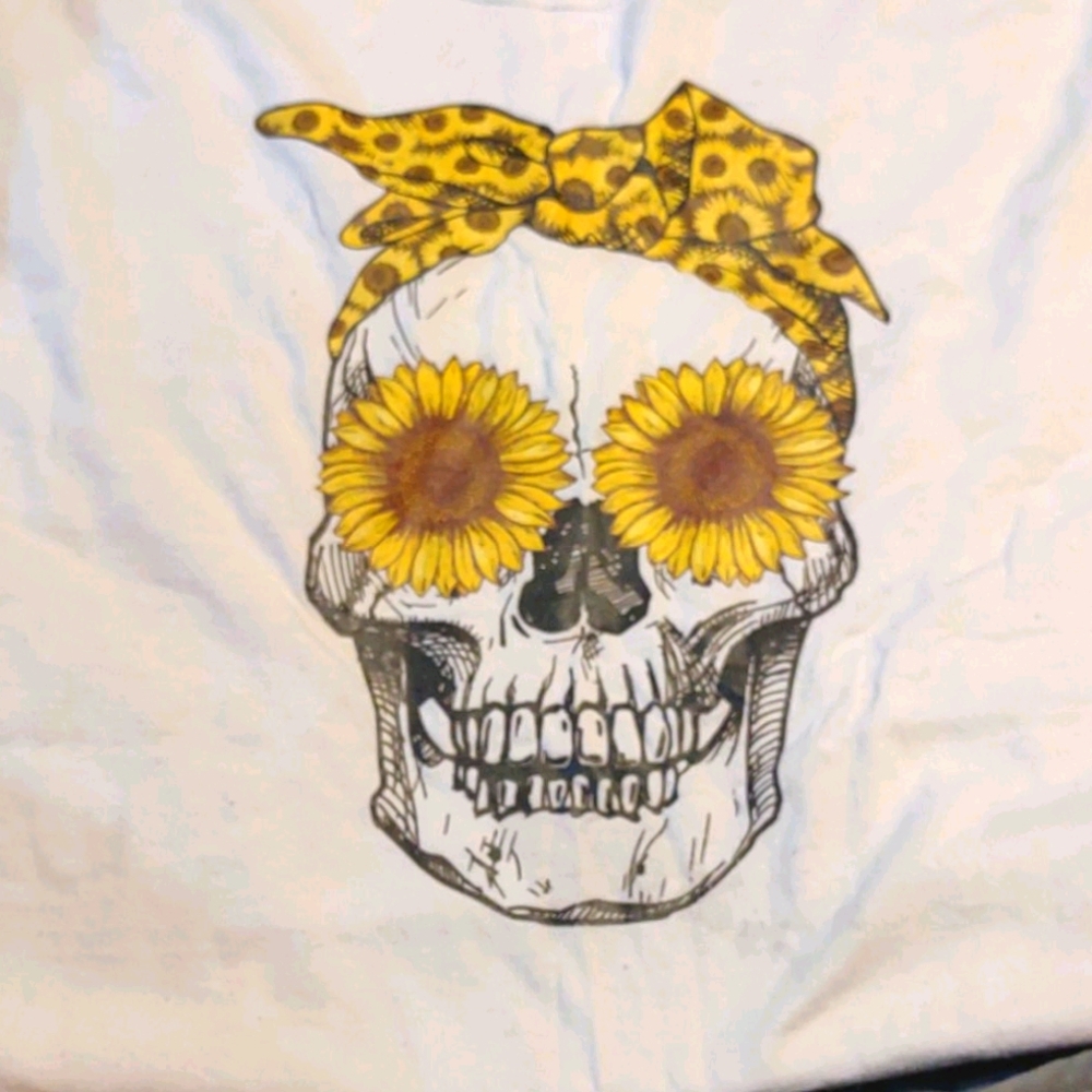 Sunflower skull shirt